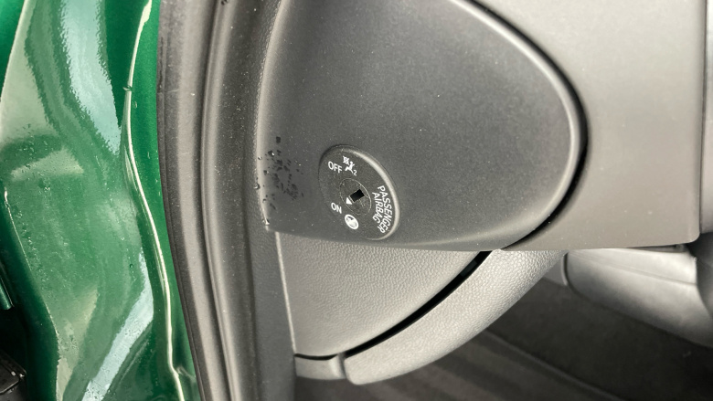 MINI Cooper 2.0 C Classic 2dr Auto Petrol Convertible